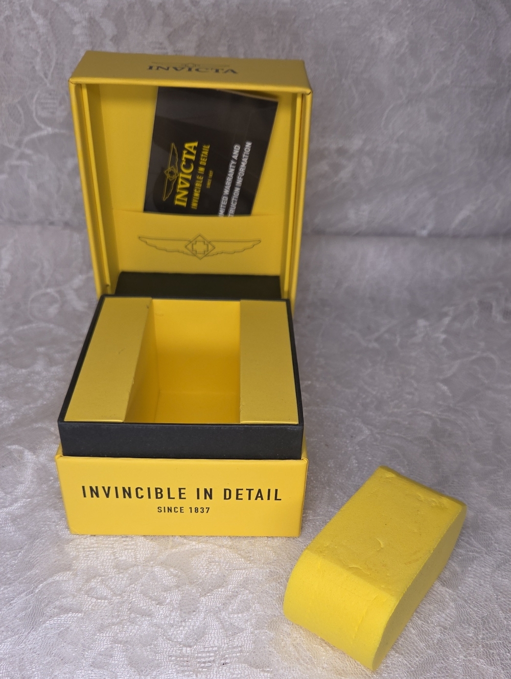 Invicta: Watch Case - Picture 6 of 7